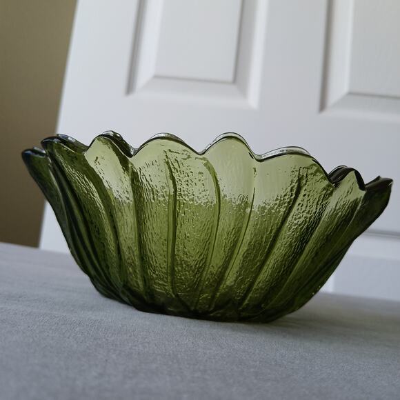 Indiana Glass Avocado Sunflower Lily Pons pattern glass bowl 3"x7" vintage MCM - Picture 2 of 8